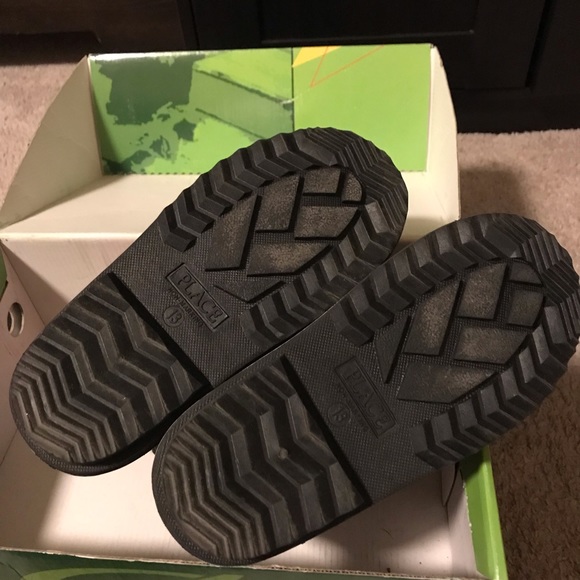 Children's Place Winter Boots size 13 - Picture 5 of 5